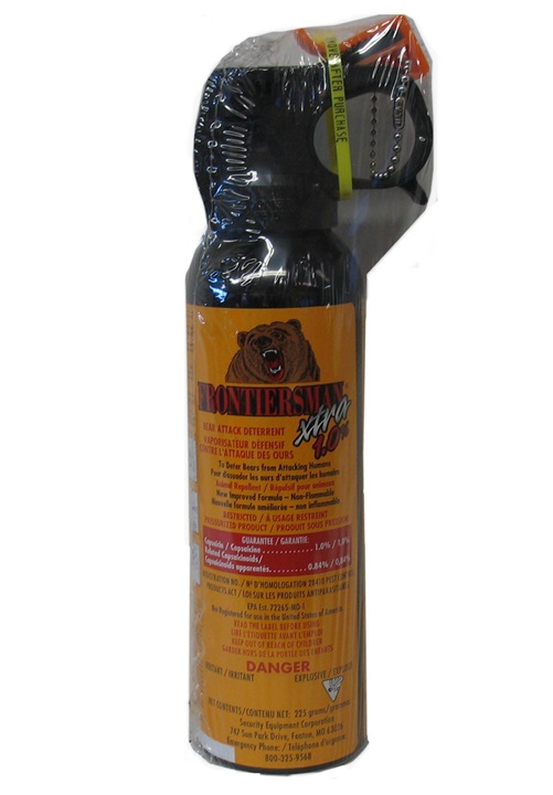 Bear Guard bear deterrent pepper spray and case Dendrotik
